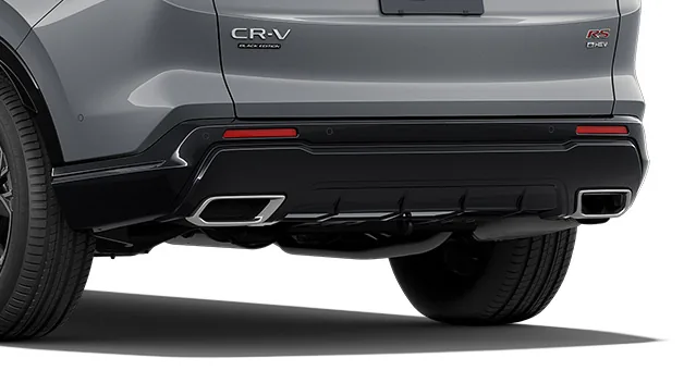 CR-V（6代目）を後ろから見た下部。バンパーの左右に出たマフラーの先が見える